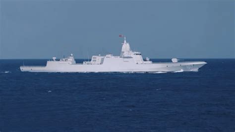 振奋！中国海军两年开工8艘导弹驱逐舰：六艘055出现_手机新浪网