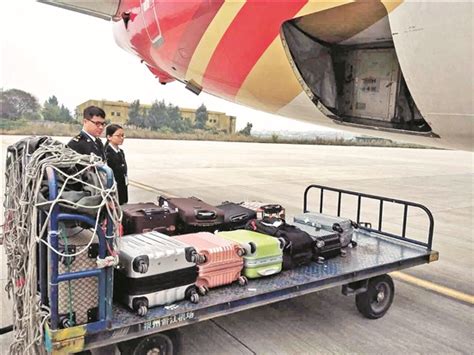 可以带上飞机的行李箱尺寸？飞机托运行李的费用怎么计算_车主指南