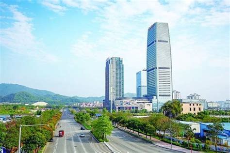 高质量发展 广州白云：将“一园两城三都四区”打造成为壮大产业的黑土地、加速器