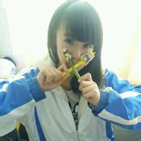 非主流头像张依依