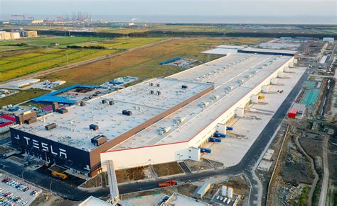 特斯拉上海超级工厂（一期）第二阶段竣工 目标年产能45万辆 | 每经网