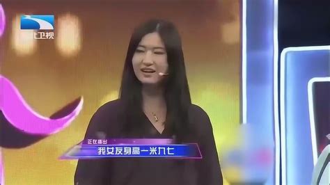 张纯烨是江苏卫视的主持人，性格非常开朗活泼，漂亮，气质佳