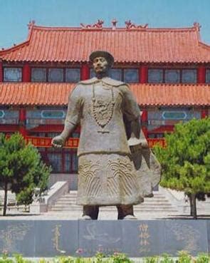 僧格林沁，蒙古贵族出身的清军大将。初率清军镇压北伐的太平军，复奉命南下镇压山东、安徽等地的捻军起义-军事史-图片