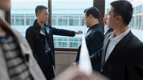 隐秘的角落年薪几千，张颂文43岁还在租房，演员这行真的挺残酷的_腾讯视频