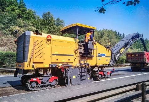 可靠、高效，徐工两米大型铣刨机施工各大高速公路_铁甲工程机械网
