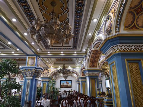 喀什的一家特别餐馆，装修很漂亮