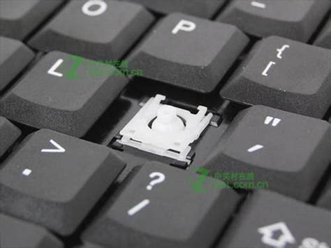笔记本电脑键盘怎么拆，联想笔记本键盘拆解过程图解 电脑维修技术网