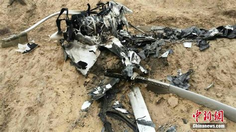 陕西榆林飞机坠毁事件现场曝光--图片频道--人民网