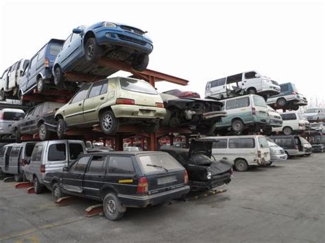 大量报废汽车流向“灰色地带”_重庆报废汽车回收服务中心