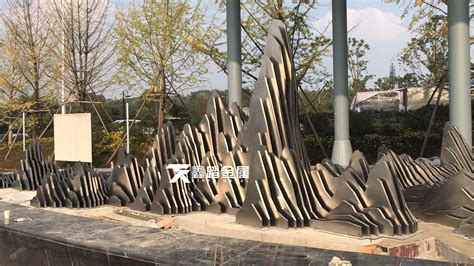 不锈钢公园雕塑_河北瀚泽园林雕塑有限公司