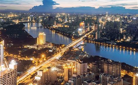 广西贺州7.4亿造了座“长安城”，人造景点门票60，你会买单？