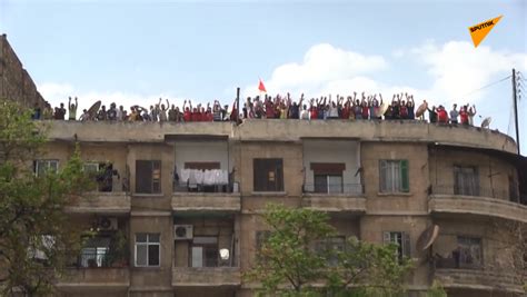 叙利亚球迷在屋顶为球队加油助威 - 2020年6月9日, 俄罗斯卫星通讯社