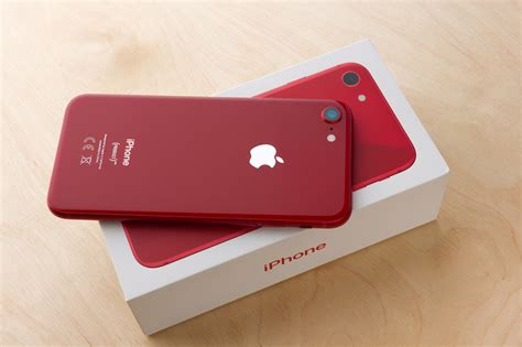 iPhone SE2还未到来，两款小尺寸手机能否抢先占据市场？-聚超值