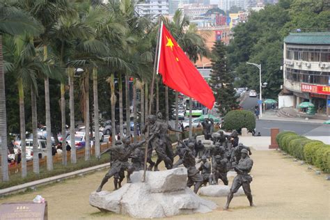 七十年前露宿在南京路的解放军，竟然是一支真正的上海子弟兵_凤凰网