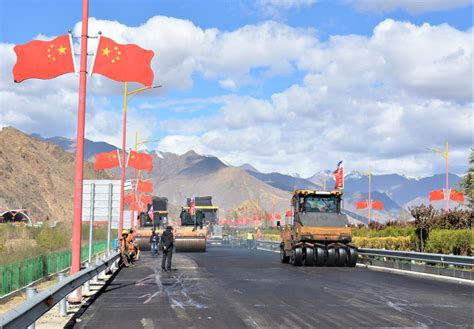 拉萨市环城路市政工程（北段）一标项目荣获2016年度西藏自治区“建设工程施工安全文明标准化工地”称号