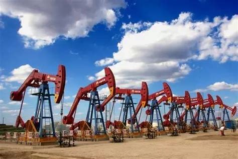 中国三桶油上半年到底赚多少？中石油暴增23倍！__财经头条