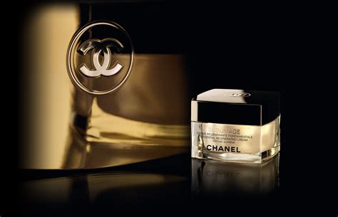 2011CHANAL香奈儿化妆品香水彩妆系列广告摄影图片-欧莱凯设计网