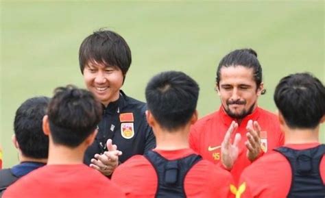 U23国足出战东亚杯名单将敲定，超龄球员成变数，吴曦或无缘出战