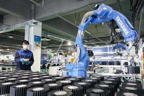 重庆即将新建100个智能工厂700个数字化车间-冠猴机械