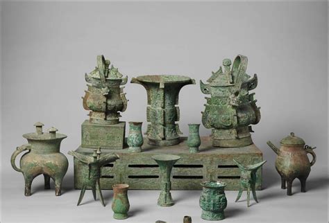 中国古代青铜器制作工艺探析