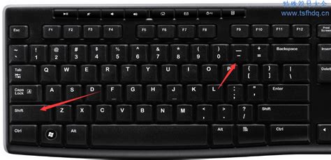 特殊符号怎么用键盘打出来（电脑特殊符号怎么打出来）_斜杠青年工作室