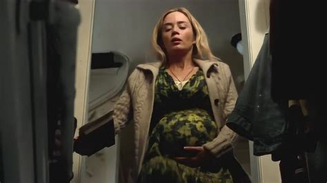 怀孕女子一个人在家，她要生宝宝了_腾讯视频