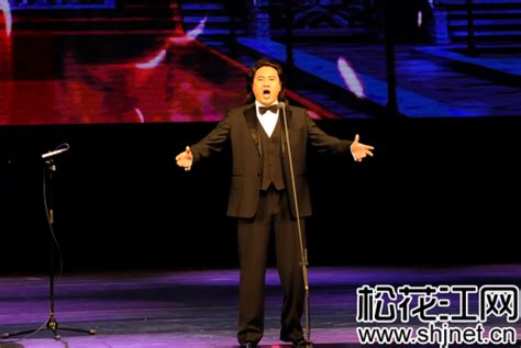 中国民族男高音北京演唱会唱响时代经典礼赞新中国 【组图】_中国文化人物网