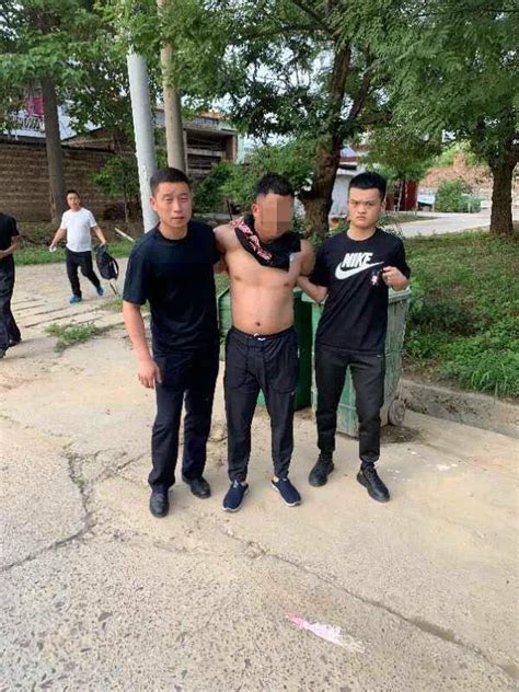 一窃贼溜进中牟某中学连偷13个教室学生财物，警方快速从外地抓回-大河新闻
