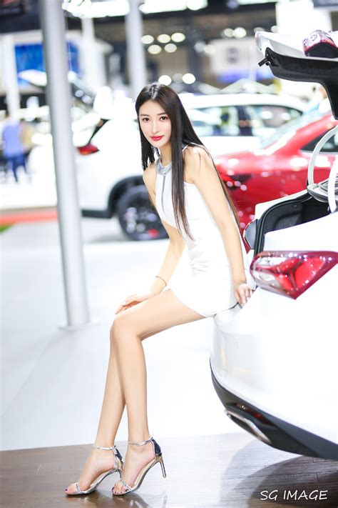王语会 身高179 97年 亚洲车模大赛冠军 旅游小姐最佳上镜奖