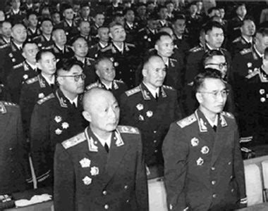 盘点：1955年开国授衔时军衔偏高或偏低的十大将领_手机凤凰网