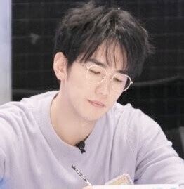 陈怡馨头像图片