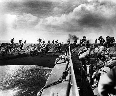 真实影像：硫磺岛战役，11万美军血战2万日军