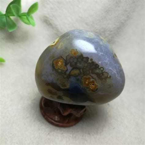 玛瑙原石图片