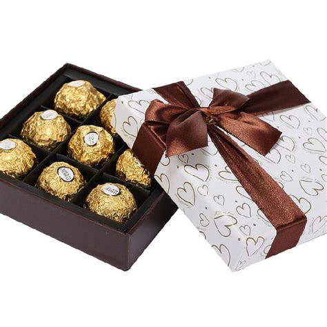 放在盒子里的费列罗巧克力常温下多久会化-费列罗巧克力的盒子破了一个角,还能存放多久