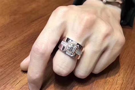 戒指戴法男戴哪个手正确 有什么讲究含义 - 中国婚博会官网