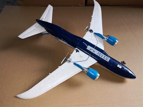 787遥控飞机模型