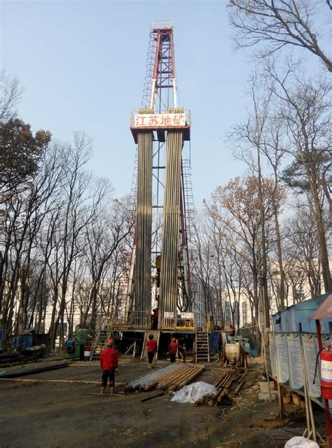 江苏省地矿局采用河北永明生产的全套TSJ3000型钻机用于南京中山陵公园2500m地热井施工-公司业绩-河北永明地质工程机械有限公司