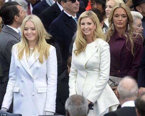 直击：美国总统特朗普的小女儿蒂芙尼近照，小女儿长得比姐姐还美|小女儿|蒂芙尼|特朗普_新浪新闻