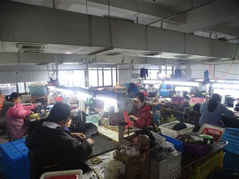 汽配厂跟鞋厂哪个好,谁做过汽配厂做过普工,鞋厂跟电子厂一样吗_大山谷图库