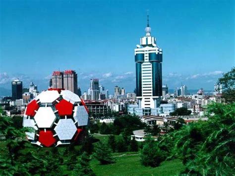 卫星航拍中国10大专业足球场，广州恒大足球场稳坐第一，您最期待哪一个？ - 知乎