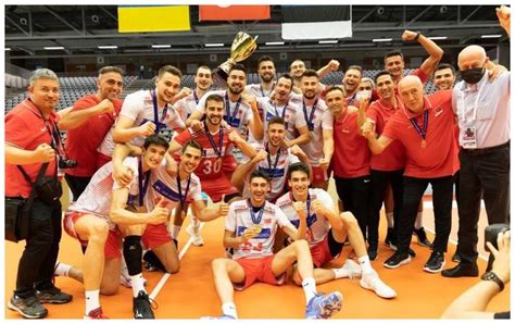 土耳其在2021年CEV欧洲男排黄金联赛中荣获冠军