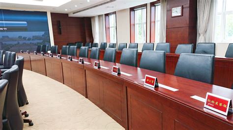 天津市国资委党员干部代表来访南开大学商学院