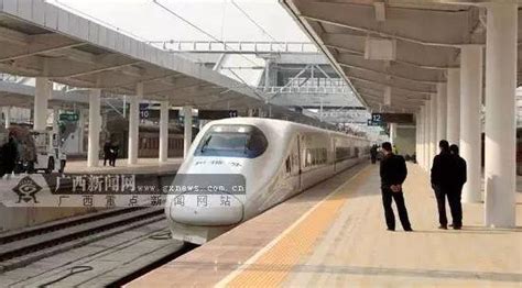 广西河池：贵南高铁正式进入铺轨阶段-人民图片网