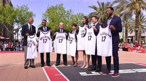 科比、邓肯、加内特正式入选2021届NBA名人堂，含金量最高的一届！_篮球_什么值得买