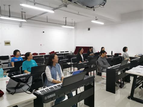 沪上首家 华东师大老年大学钢琴数字化学习体验室落成-华东师范大学