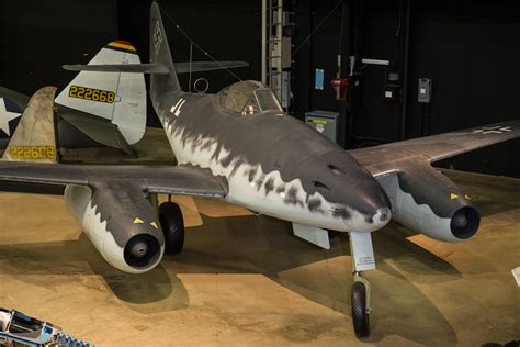 Amazing facts about Messerschmitt Me262; The World’s First Operational ...