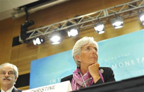 新任IMF总裁拉加德举行记者会（组图）_第一金融网