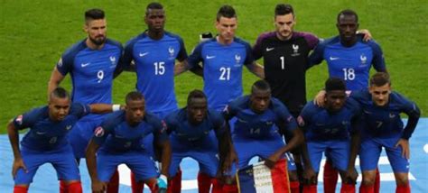 射手卡｜突尼斯1-0法国，哈兹里打进本场唯一一粒球_手机新浪网