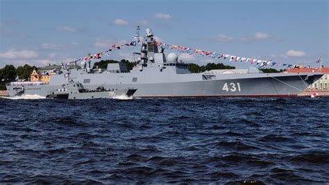 俄罗斯新造登陆舰亮相 看了让人十分想念“西北风”_凤凰网视频_凤凰网