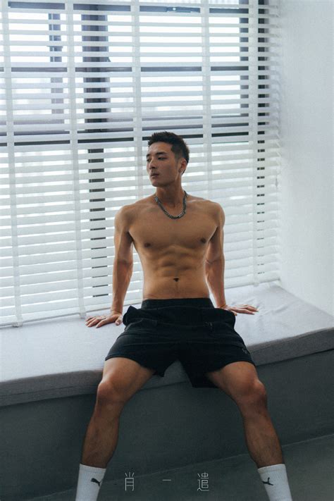 韩国薄肌肌肉帅哥健身腹肌帅哥Park Jaeil 韩国 东方帅哥 健身迷网